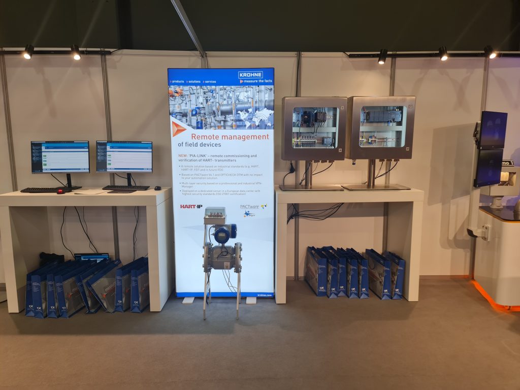 This photo shows the demo system for the company KROHNE in Belgium at an industrial trade fair